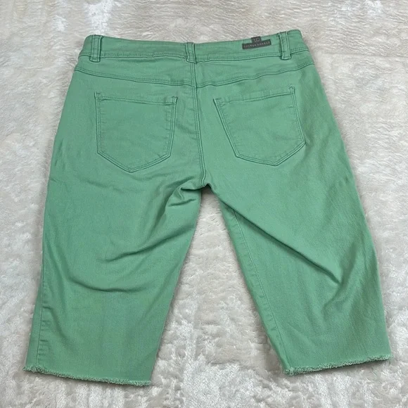 LC Lauren Conrad Green Jean Shorts - Picture 9 of 12